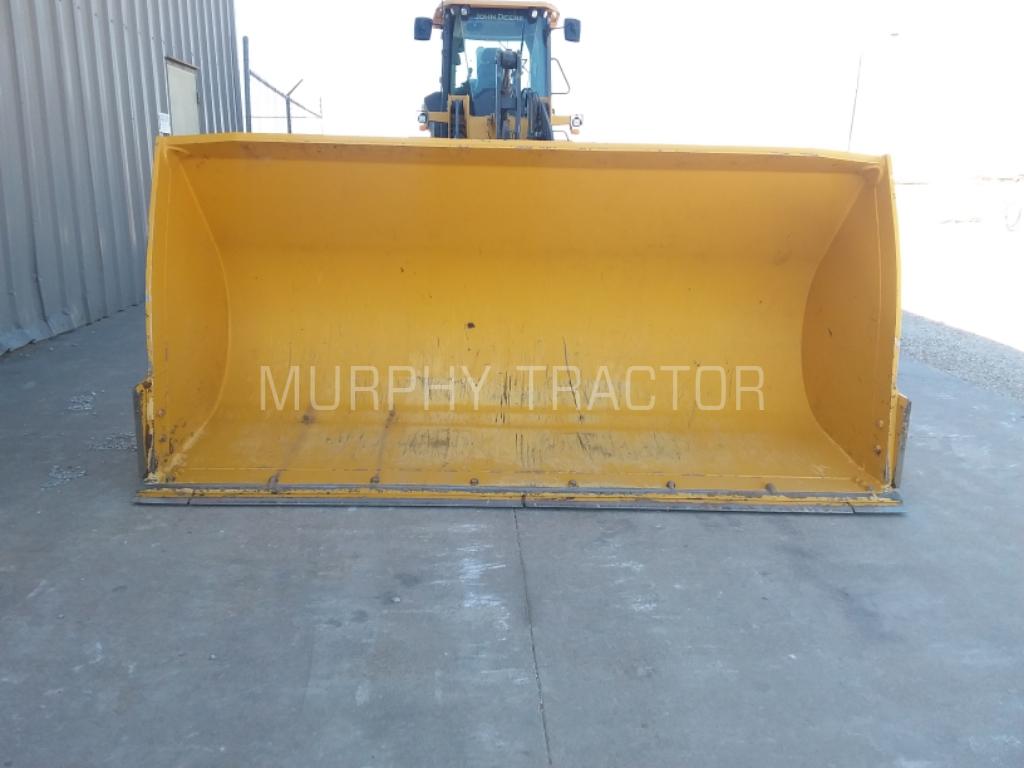 John Deere 444-624 4 CY HiVis Coupler  Bucket Image 1