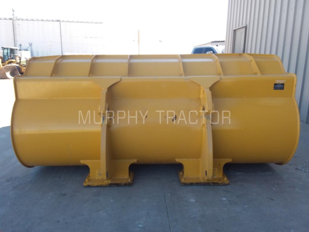 John Deere 444-624 4 CY HiVis Coupler  Bucket Image 5