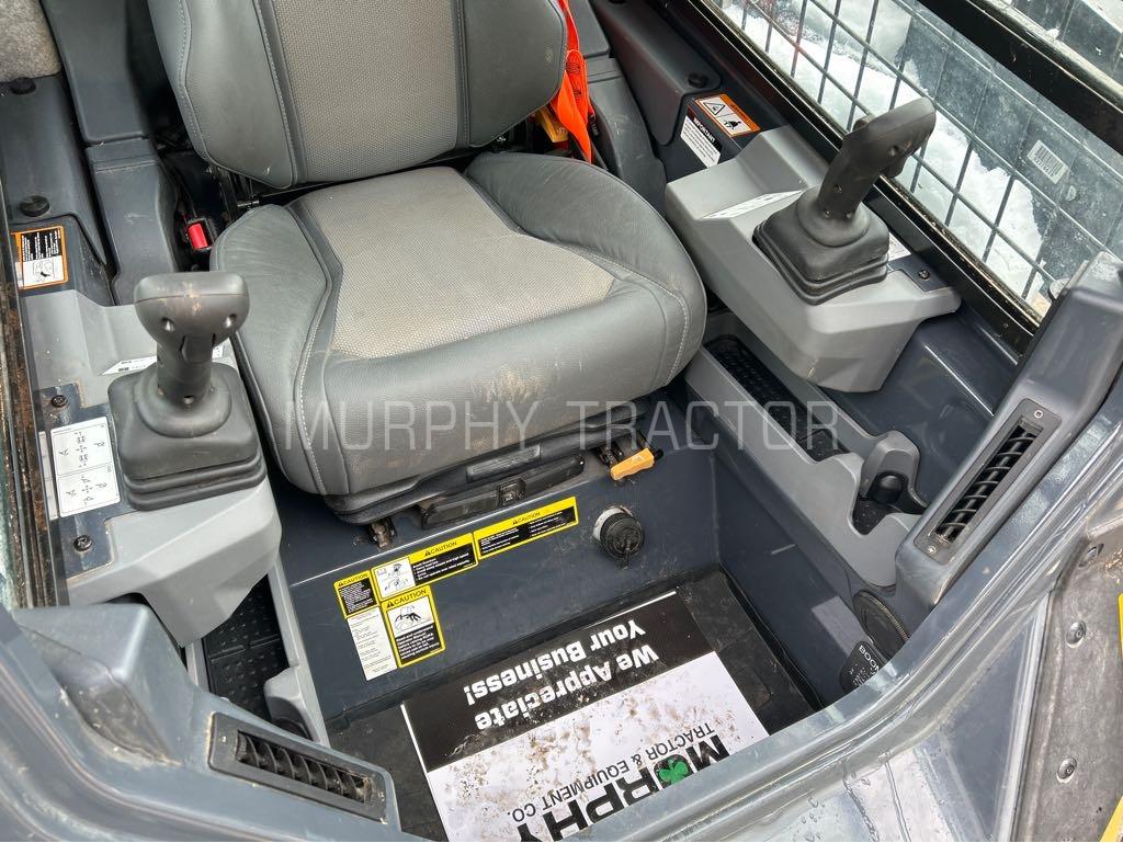 2025 John Deere 331 P Image 11