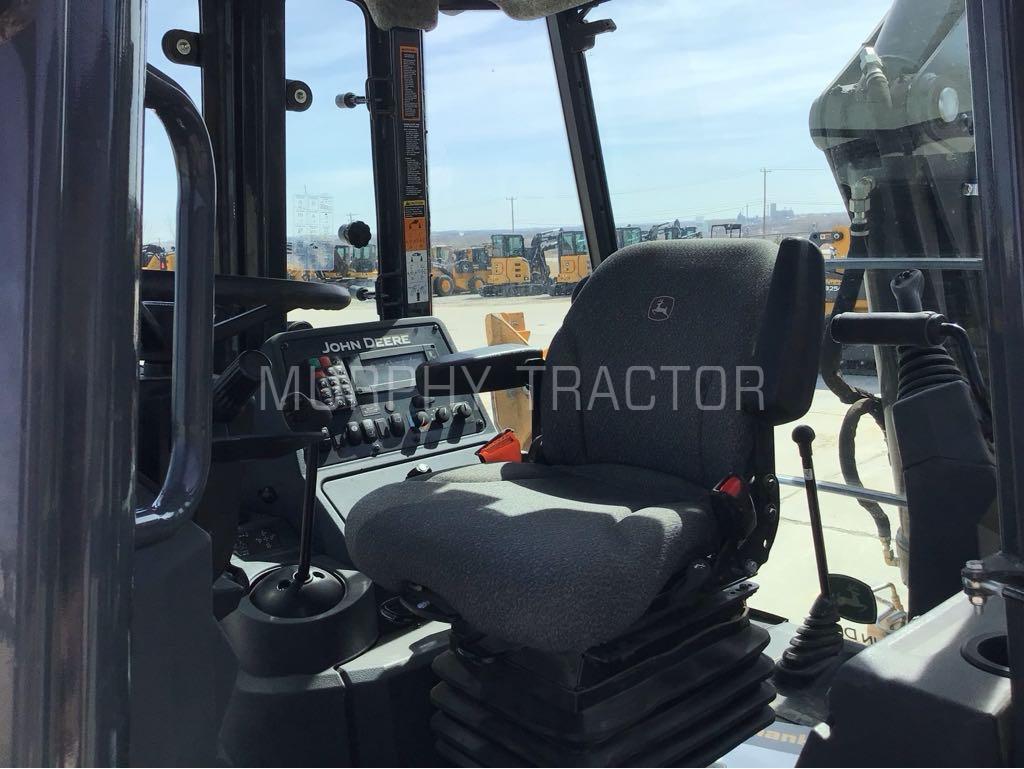 2023 John Deere 410L Image 11