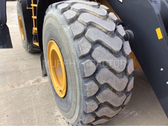 2024 John Deere 824 P photo 16