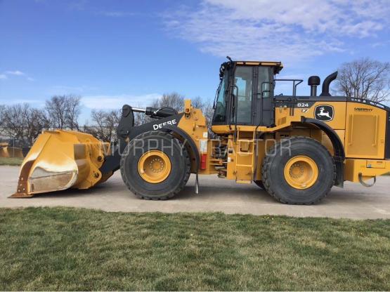 2024 John Deere 824 P photo 4