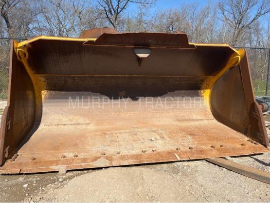 John Deere 944K 10 CY Bucket photo 1
