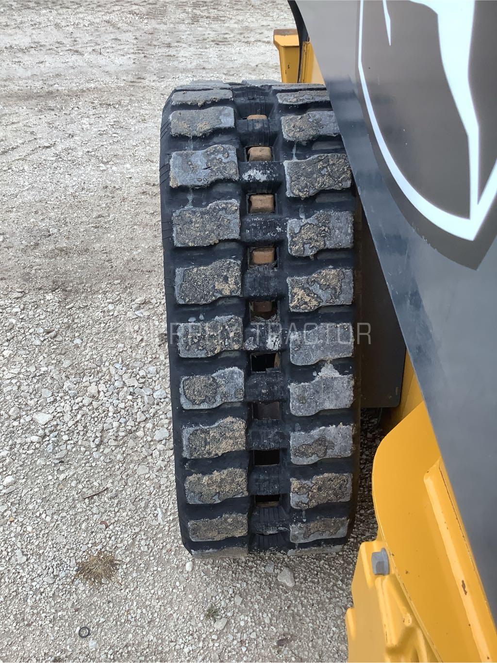 2025 John Deere 325G Image 15