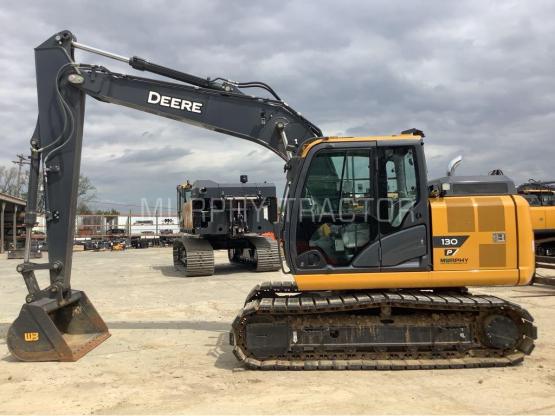 2025 John Deere 130 P photo 8