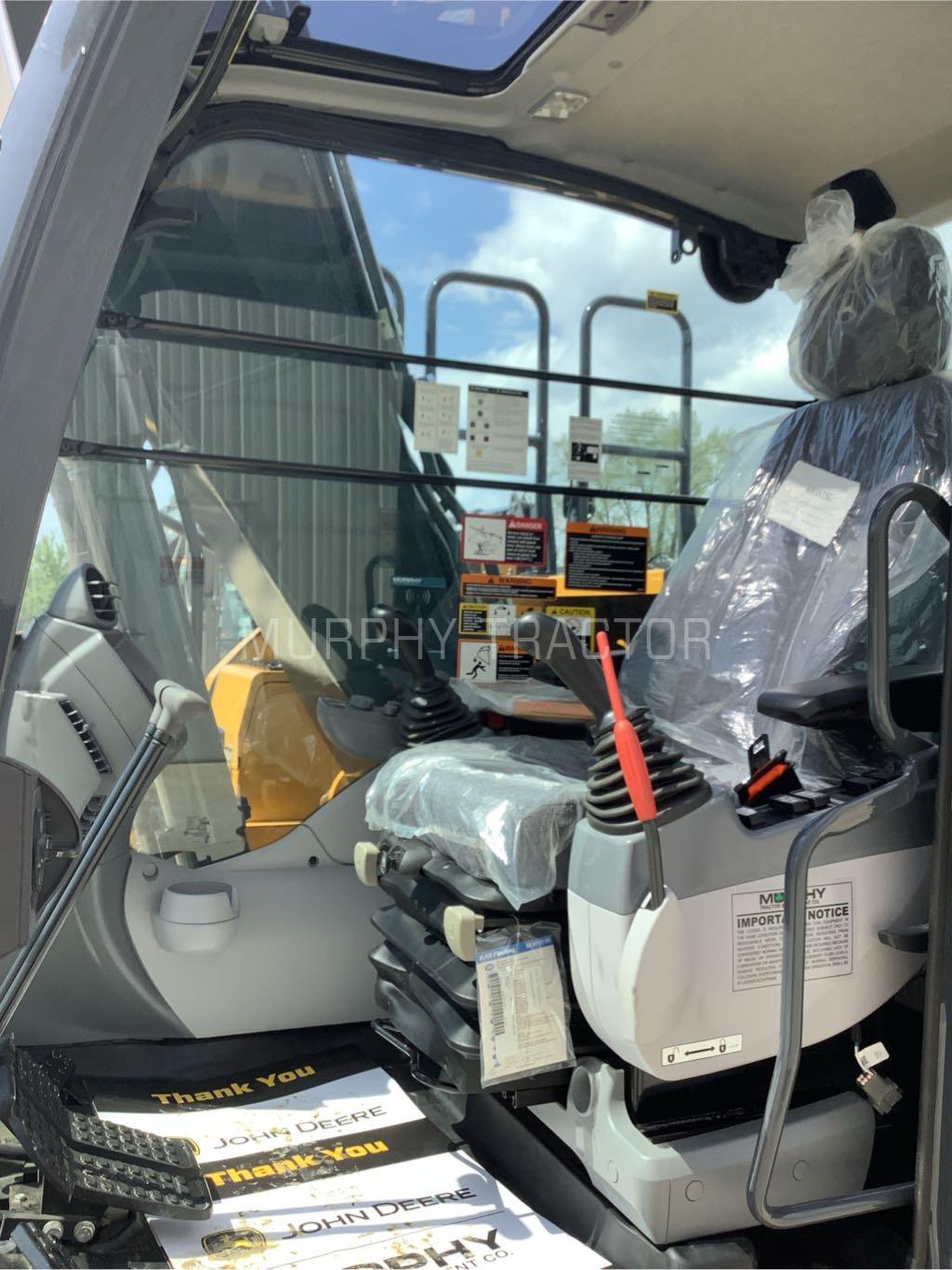 2025 John Deere 130 P Image 11