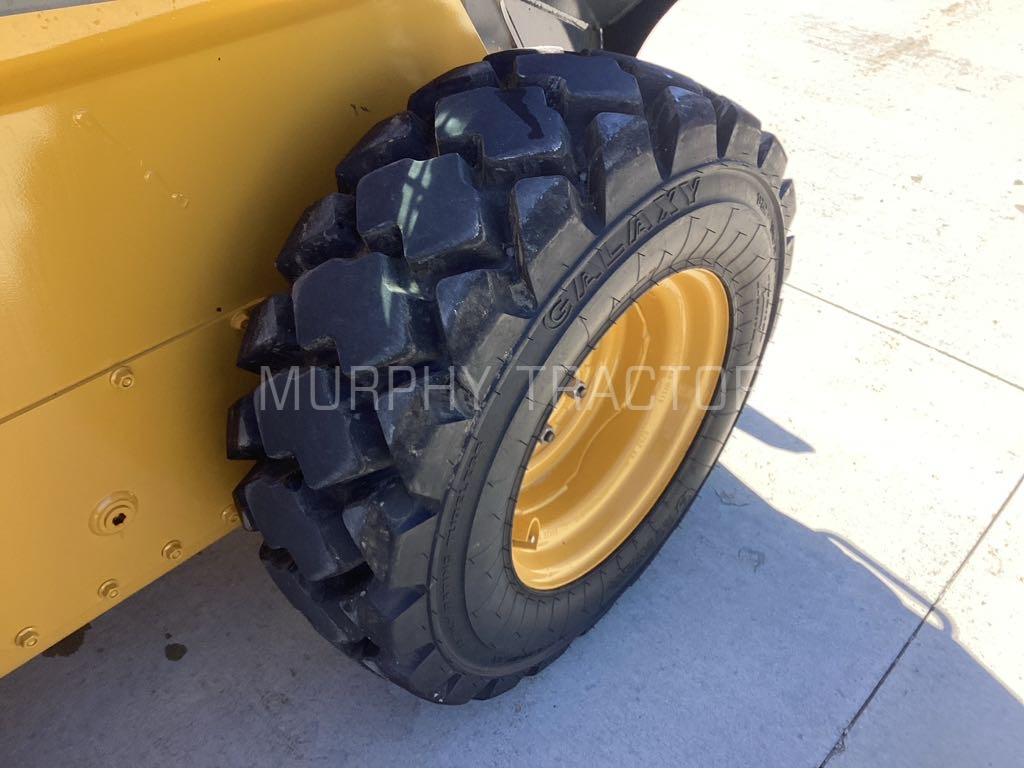 2025 John Deere 324G Image 16