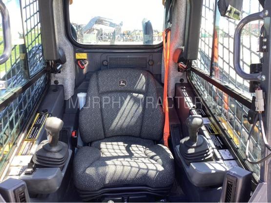 2025 John Deere 324G photo 11