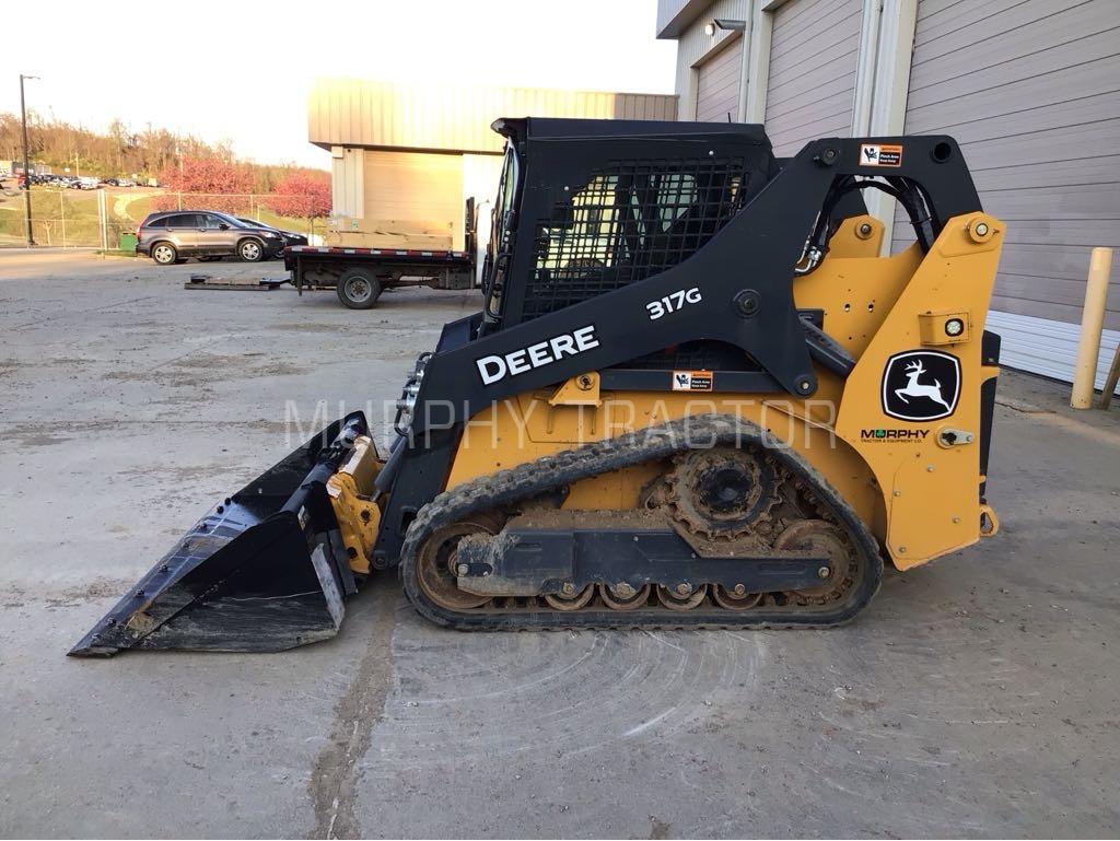 2024 John Deere 317G Image 4