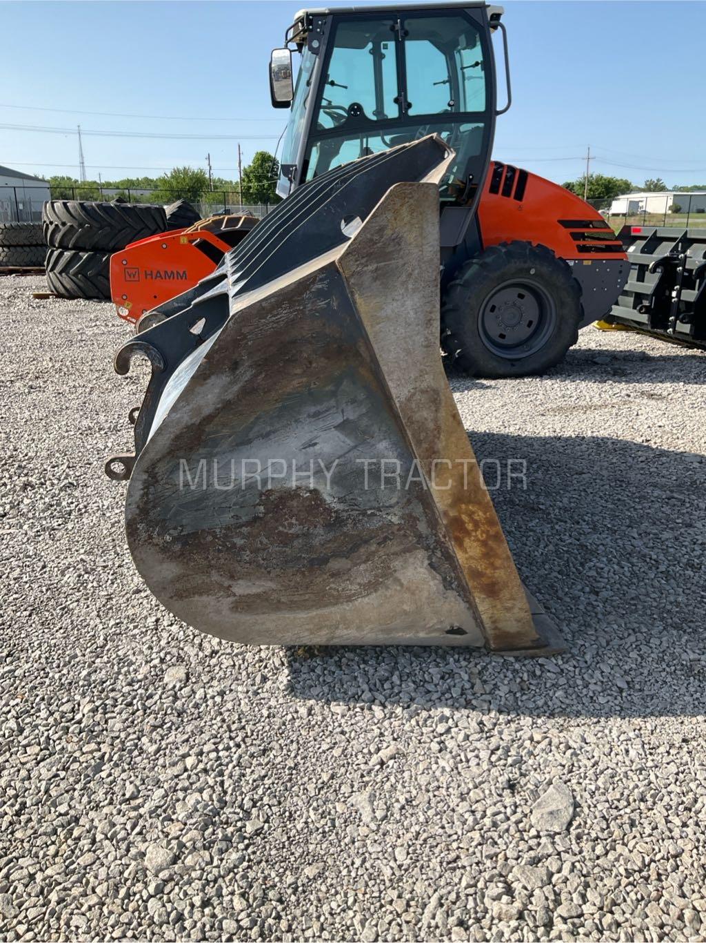 JRB 416 444-624 4.5 CY Coupler  Bucket Image 6