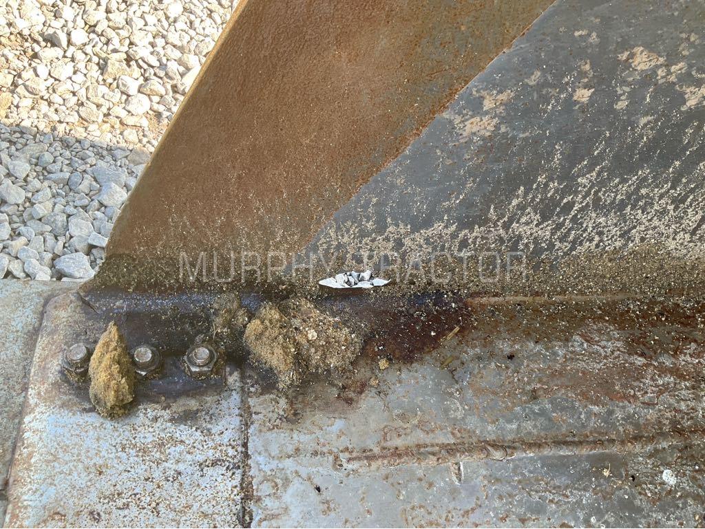 JRB 416 444-624 4.5 CY Coupler  Bucket Image 7