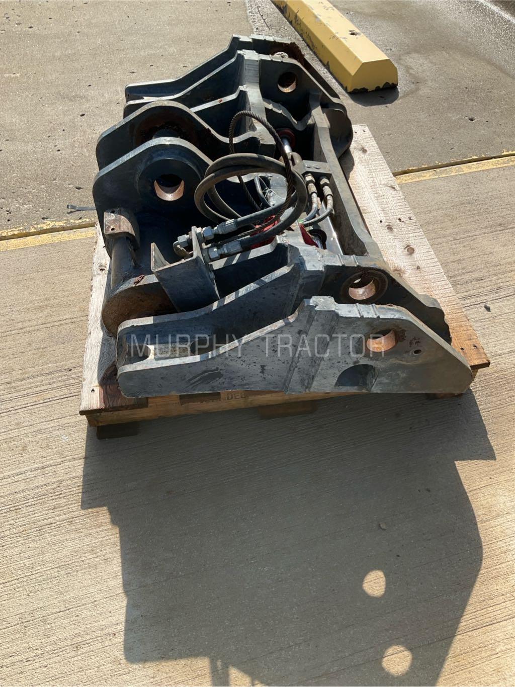 John Deere 544 P JRB 416  Hydraulic Coupler Image 6