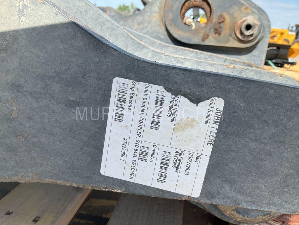 John Deere 544 P JRB 416  Hydraulic Coupler Image 2