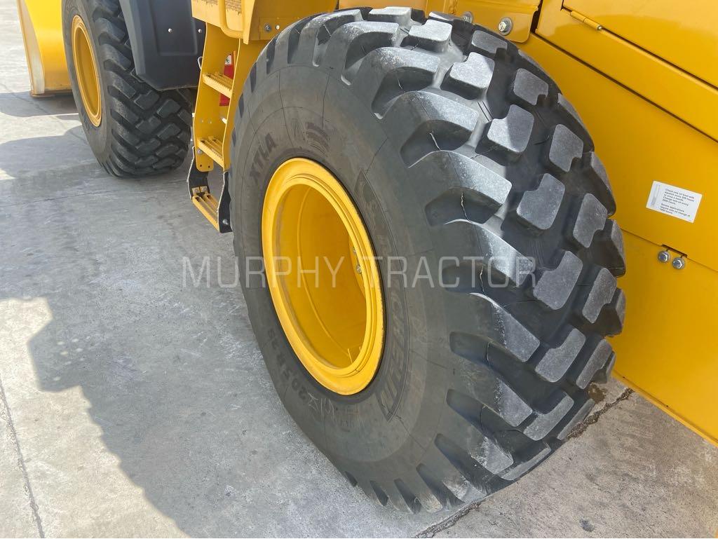 2025 John Deere 624 P Image 14