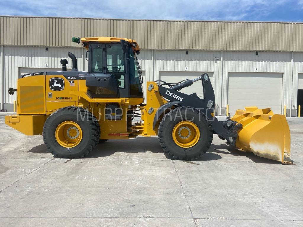 2025 John Deere 624 P Image 8