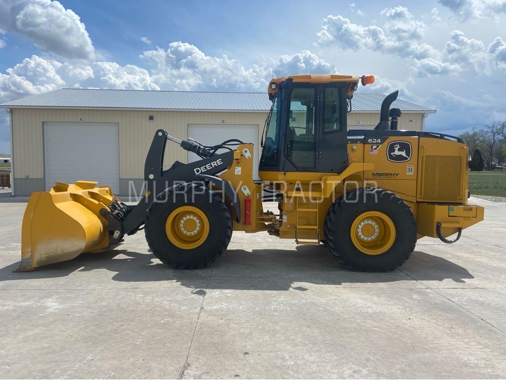 2025 John Deere 624 P Image 4