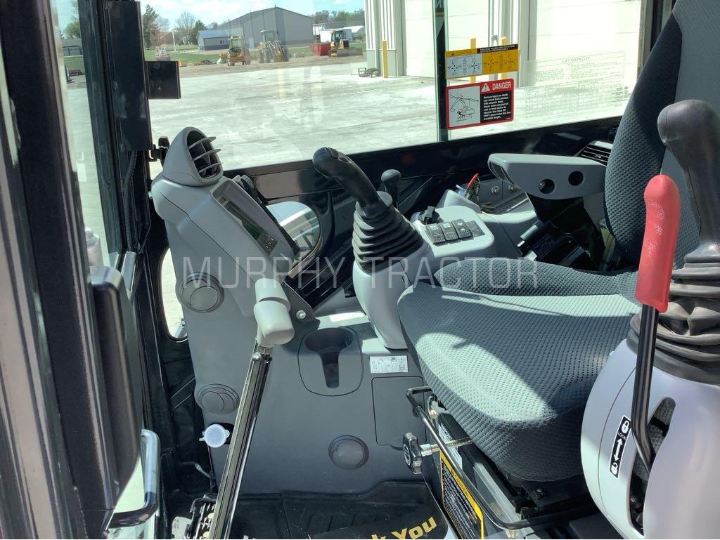 2024 John Deere 35 P Image 11