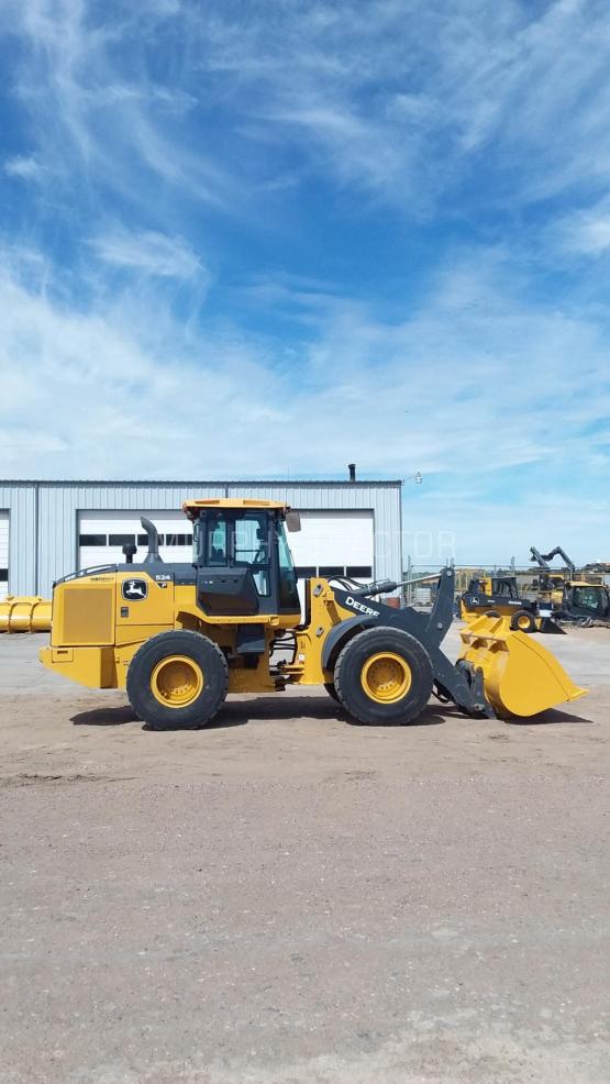 2023 John Deere 524 P photo 8