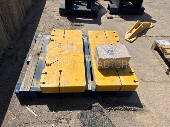 John Deere G Series Rear Counterweight — 555 54380.15577