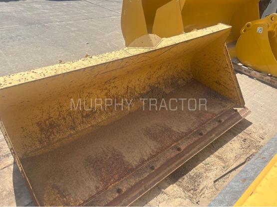 John Deere 310SL Bucket — 555 54515.15557
