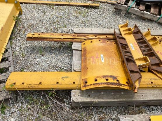 John Deere G Series Grader Moldboard Extension — 555 54709.15388