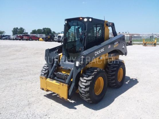 2022 John Deere 330G photo 1