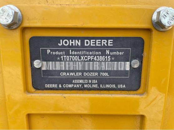 2023 John Deere 700L photo 2