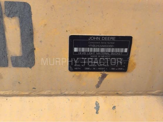 John Deere 444 – 624 4.5 CY HiVis Coupler Bucket — 555 54892.25729