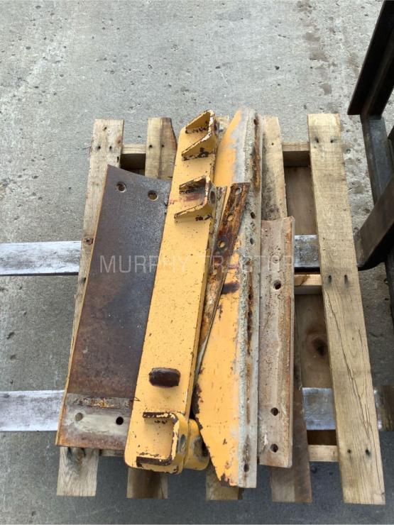 2010 John Deere G Series Grader 24″ Tall RH Moldboard Extension photo 1