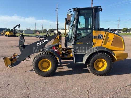 2023 John Deere 324L Consignment — 555 55273.24415