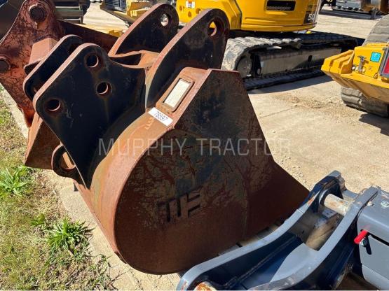 2011 Werk Brau Case 580L/Deere 310 BH 24″ Bucket — 555 55453.15577