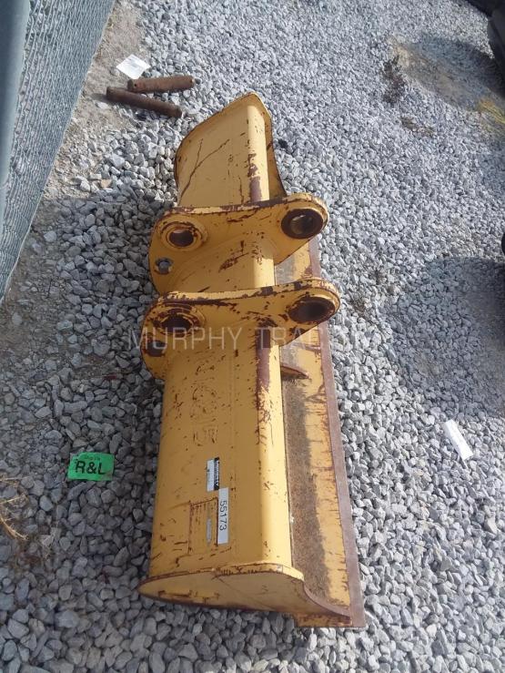 2004 CP 710G Bucket — 555 55521.15576
